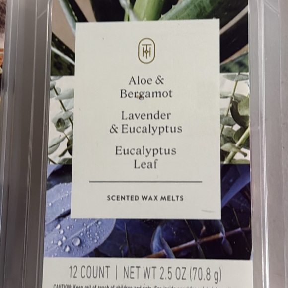 Ceramic Sanded Tabletop Wax Warmer and two 12-count scented melts NWOT - Picture 13 of 13